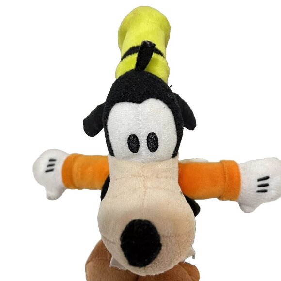 Disney Just Play Goofy Plush 12" Soft Stuffed Toy With Orange Shirt & Blue Pants - Picture 5 of 5